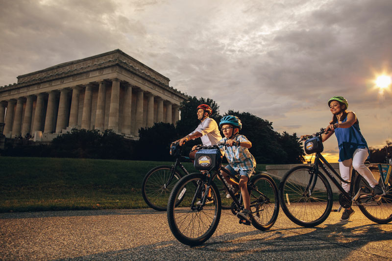 Family on Bike and Roll tour of the National Mall - Family friendly tours and activities in Washington, DC