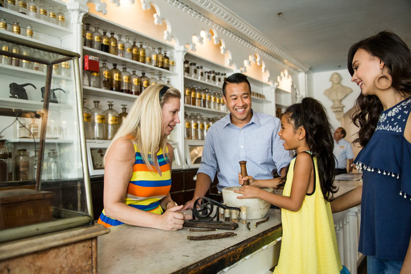 Family visiting the Stabler-Leadbeater Apothecary Museum in Alexandria - Things to do in historic Old Town Alexandria near Washington, DC